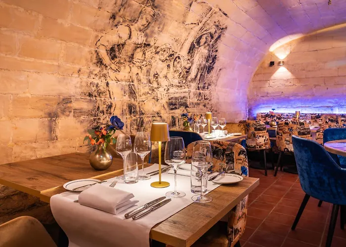 Kasteel Oost Отель