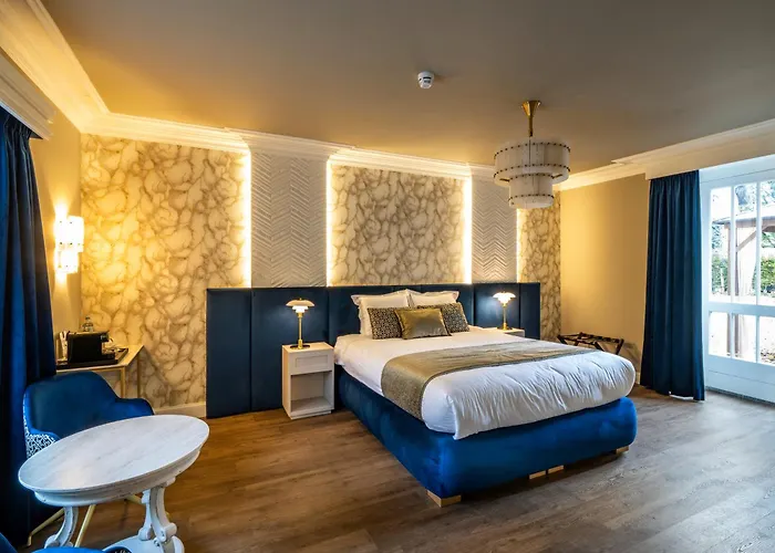 Kasteel Oost 4* 法尔肯堡