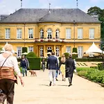 Отель Kasteel Oost