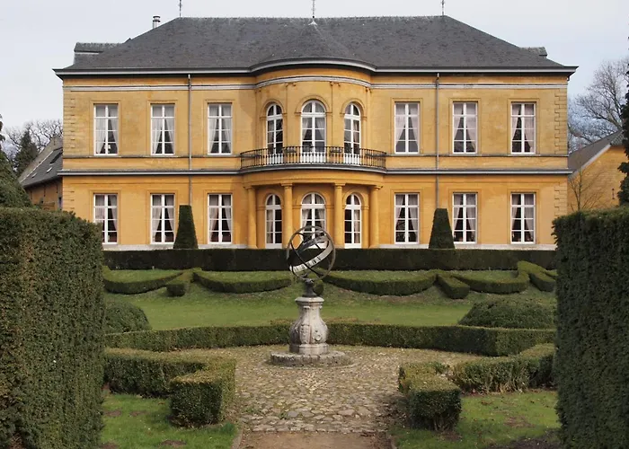 Готель Kasteel Oost