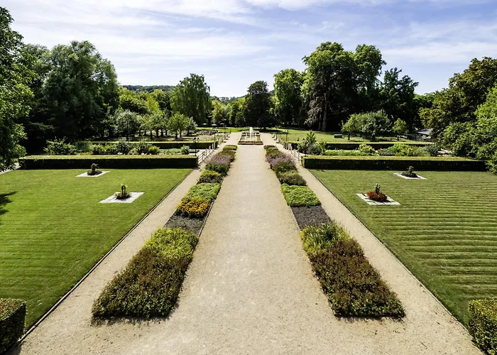 Готель Kasteel Oost